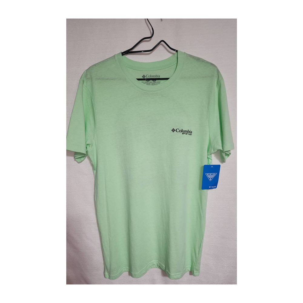 Columbia pfg medium shirt